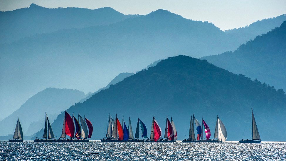 How to Participate in Sailing Races in the USA