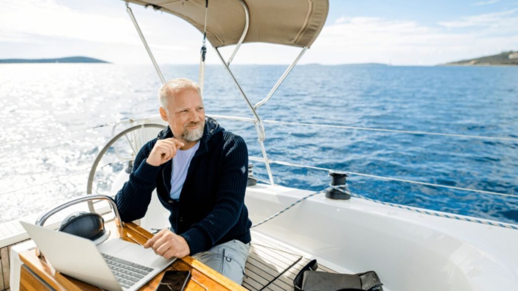 How to Stay Connected While Sailing in the USA